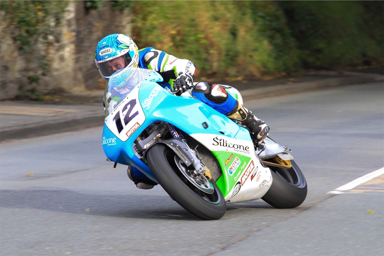 Classic TT Races – Thursday Practice Report