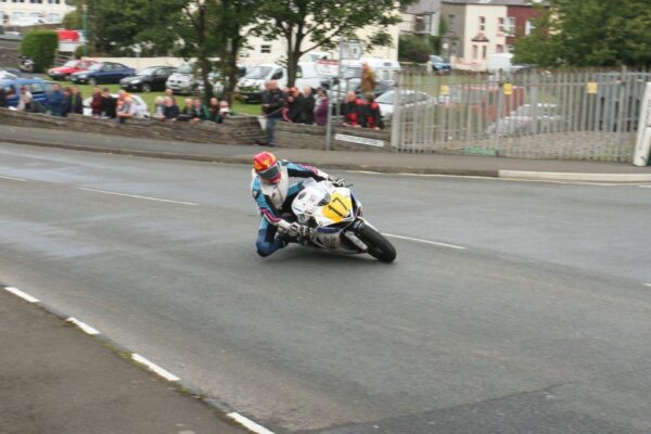 Superb Manx GP Campaign For Joe Akroyd – Road Racing News