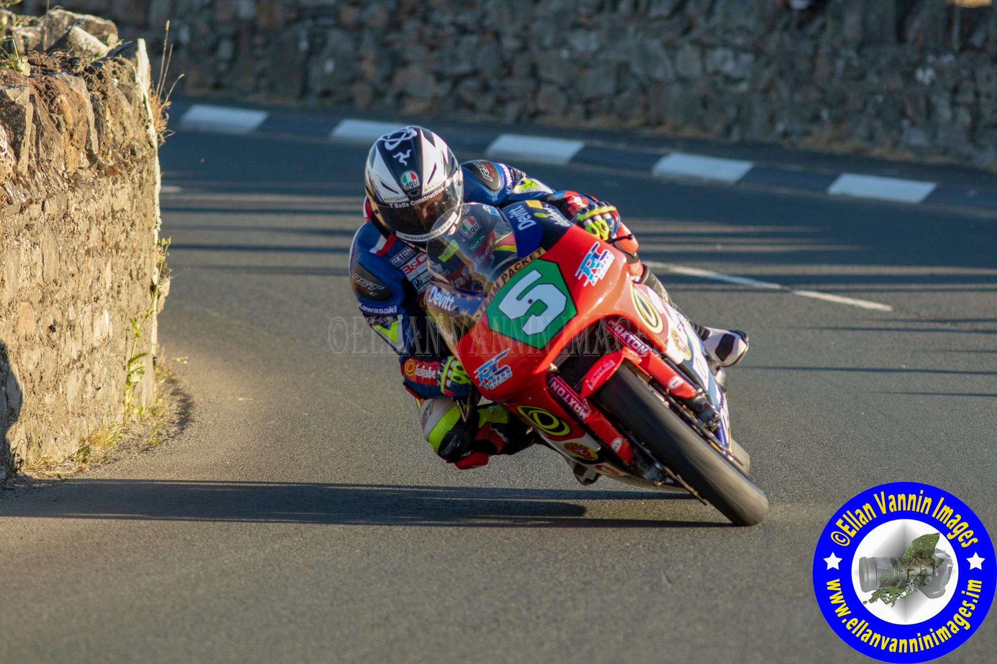 Southern 100: Relentless Lintin Takes Opening Super Twins Race