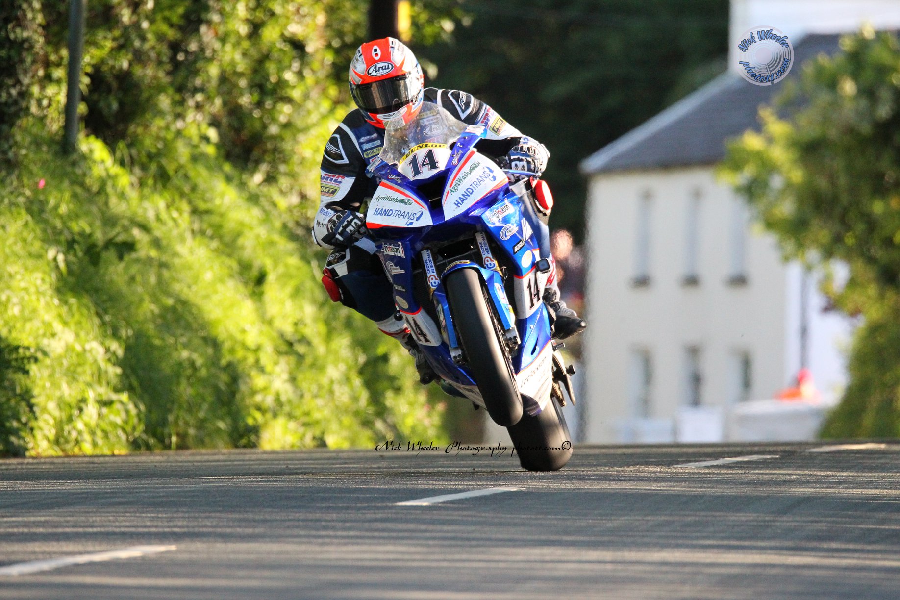 TT 2019: Saturday Evening Practice Cancelled, Monday Race Action Planned