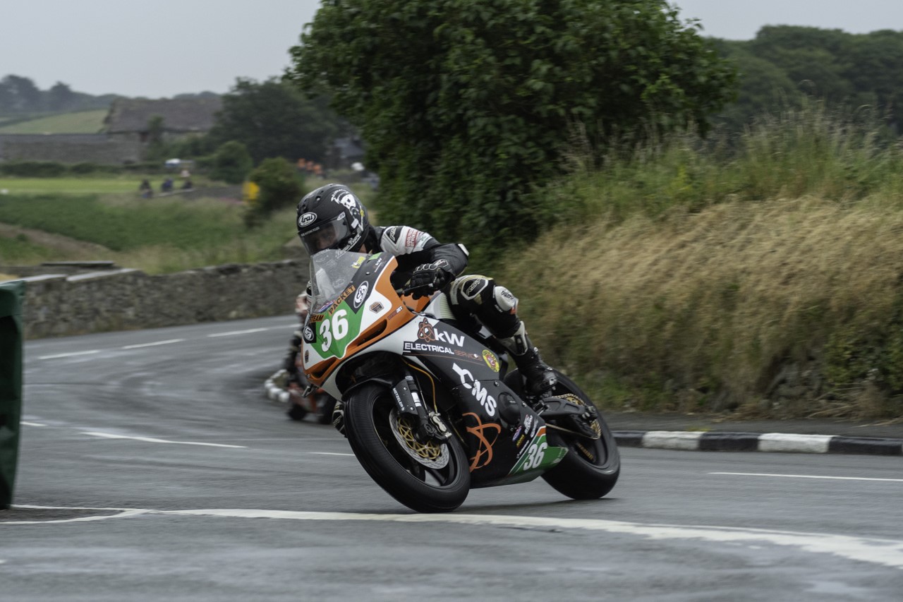 Southern 100: First Practice Round Up
