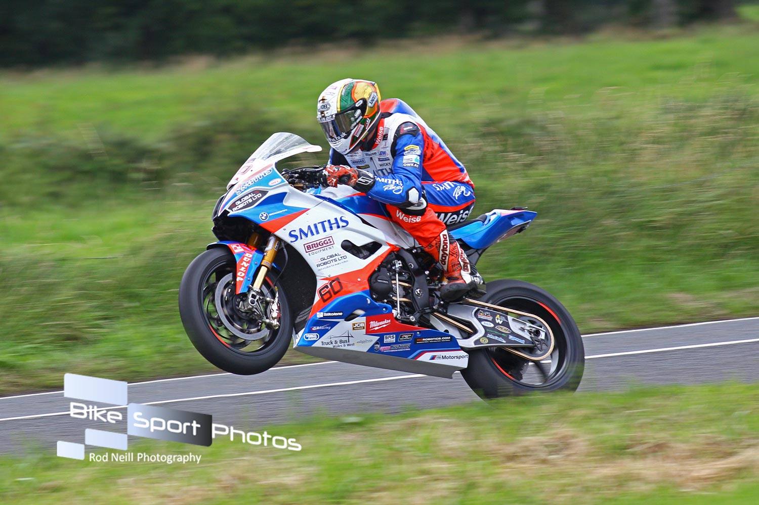 FonaCAB Ulster Grand Prix: Hickman Sets New Unofficial UGP Lap Record, Seals In Style Superbike Pole