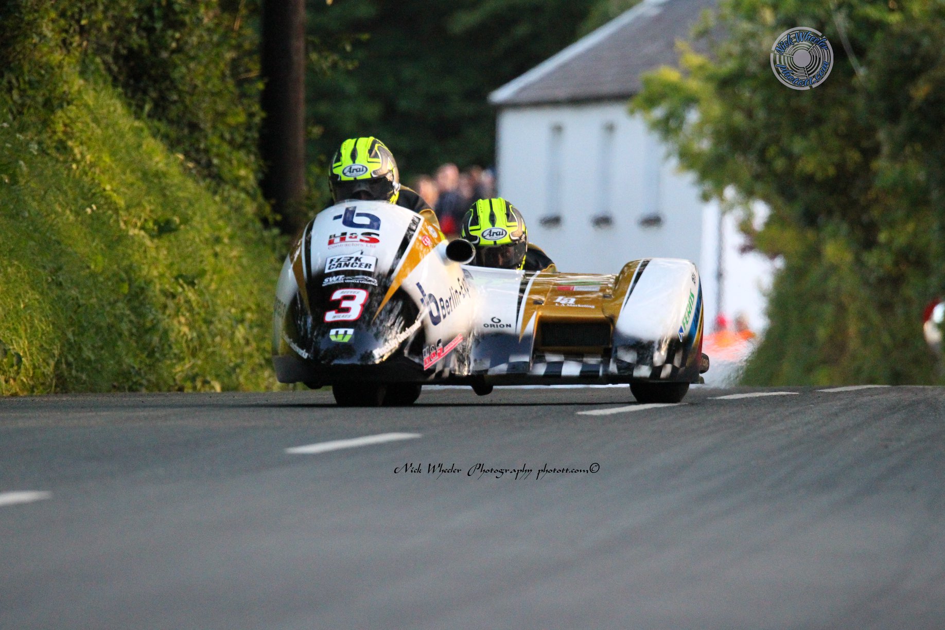 TT Front Runners Reeves/Wilkes Crowned 2019 Sidecar World Championship Winners