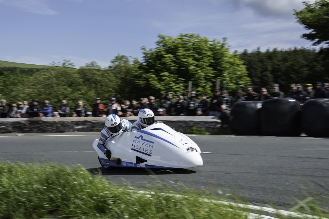 Crowe Brothers Stick With Triumph Power For TT 2020