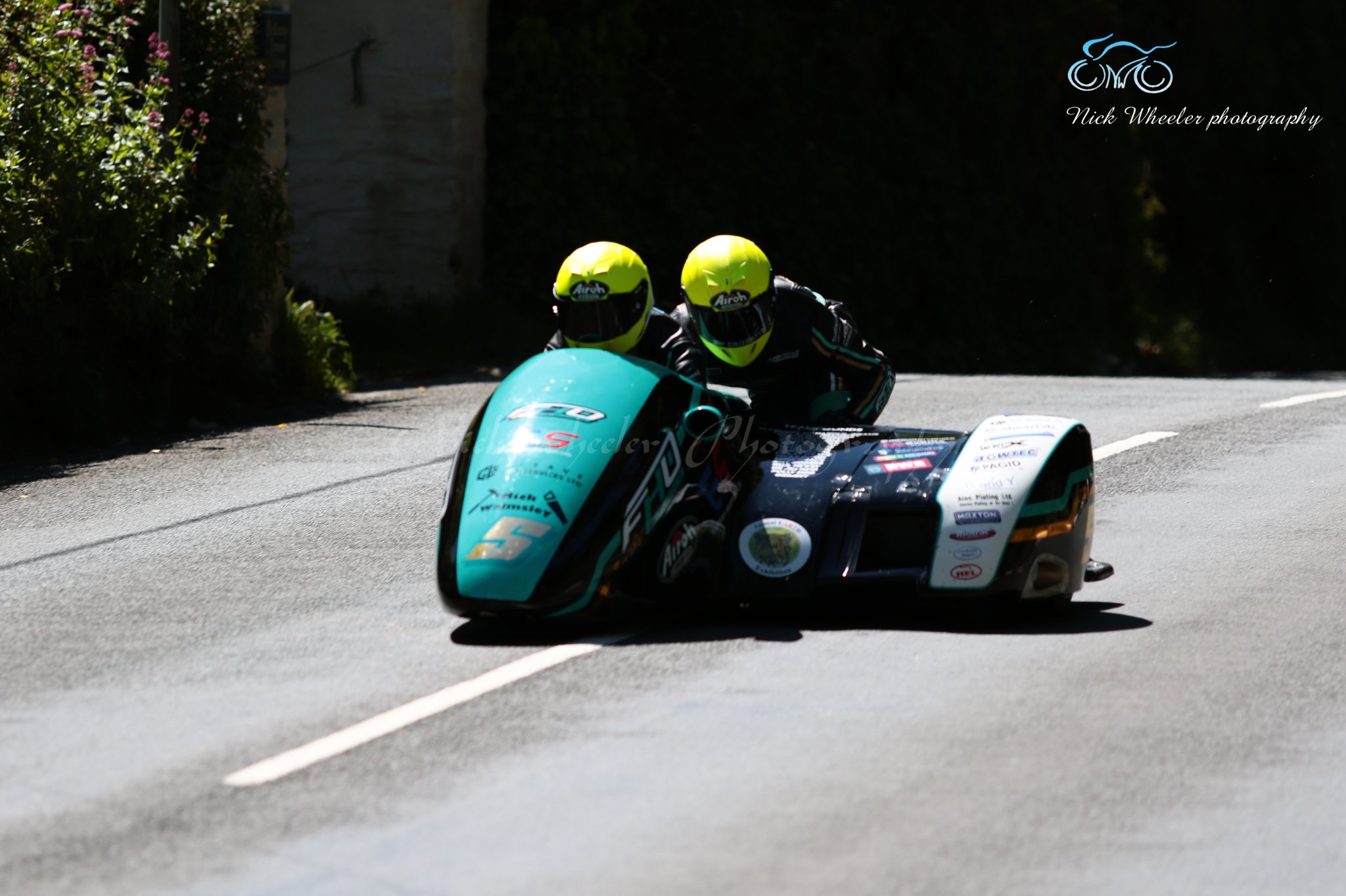 TT 2022: Founds/Walmsley Take Opening Sidecar Practice Spoils