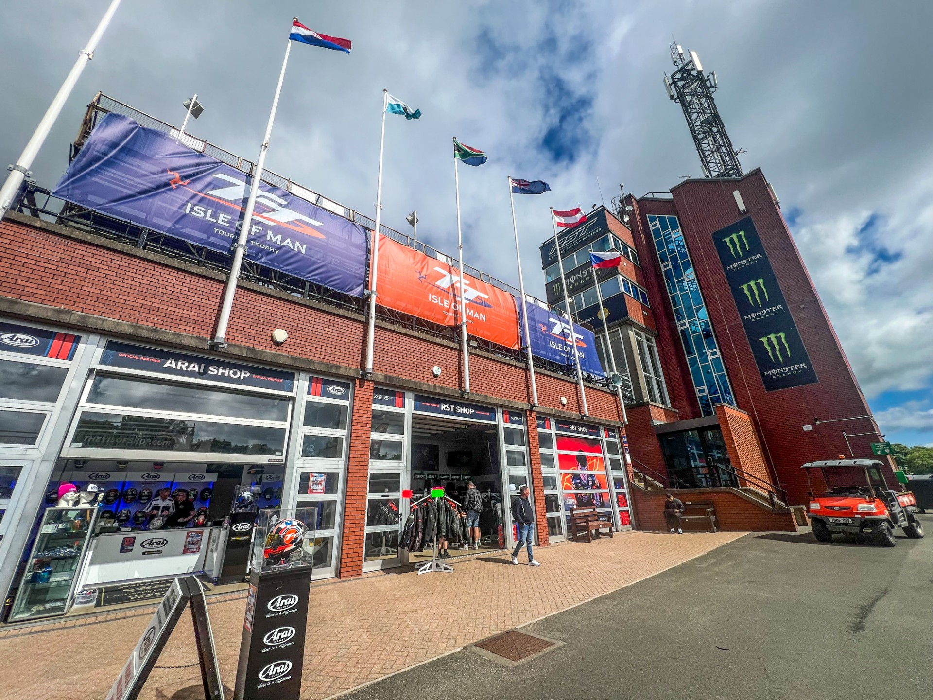 TT 2025: Monday Qualifying Schedule Altered