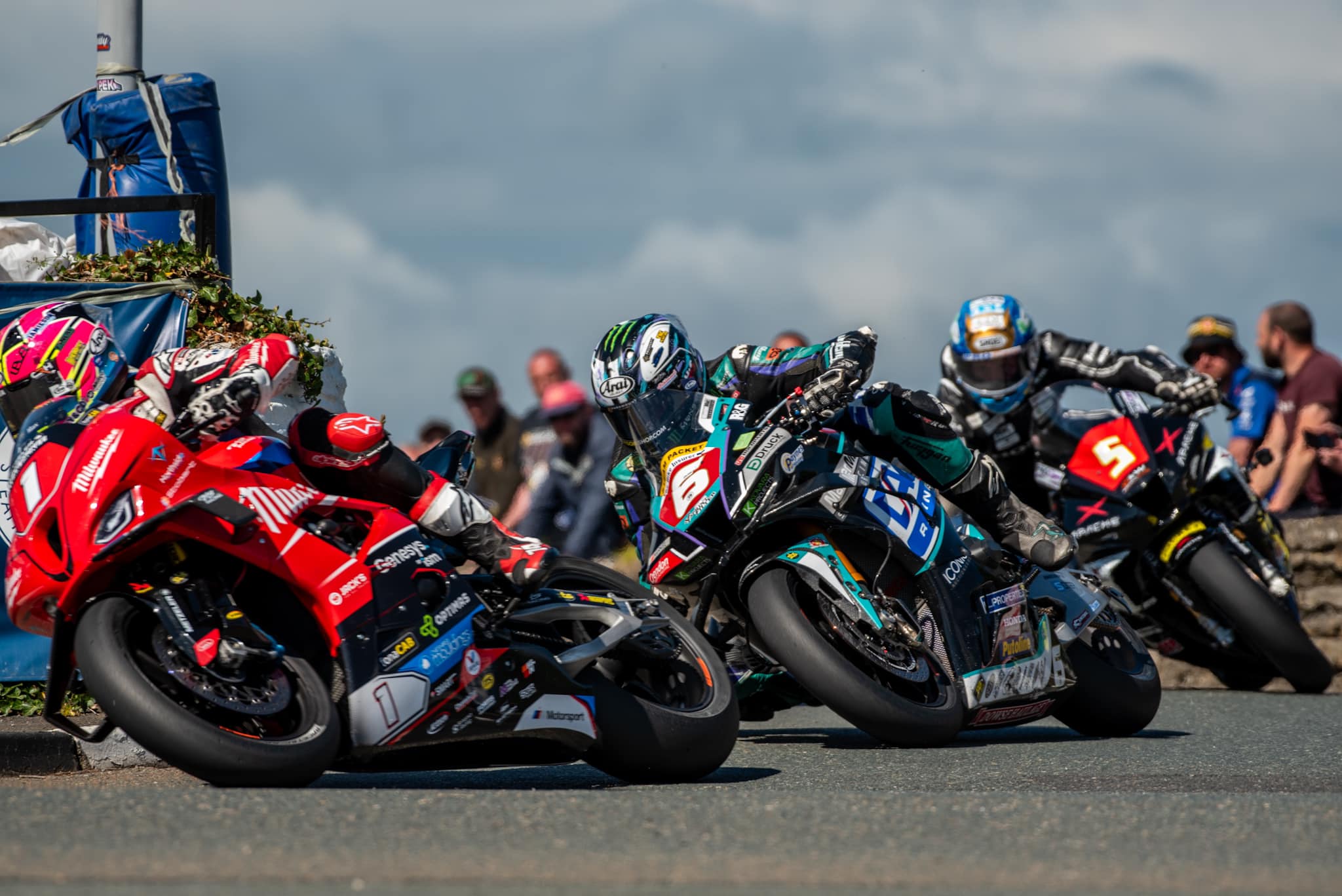 2025 Southern 100: Todd, Dunlop, Harrison Poised For SBK Duels