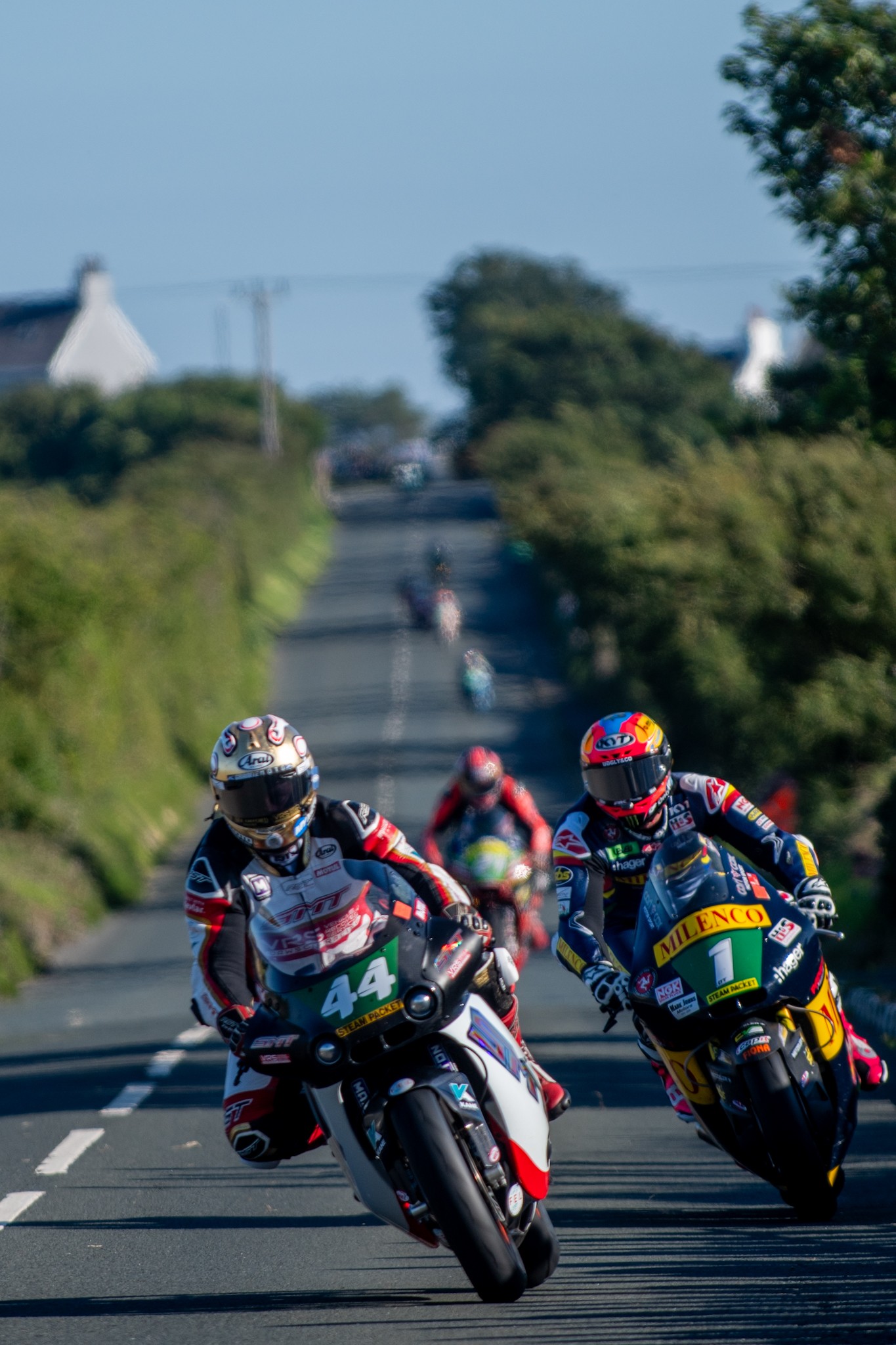 2025 Southern 100: Hodson Snatches Super Twins Opener