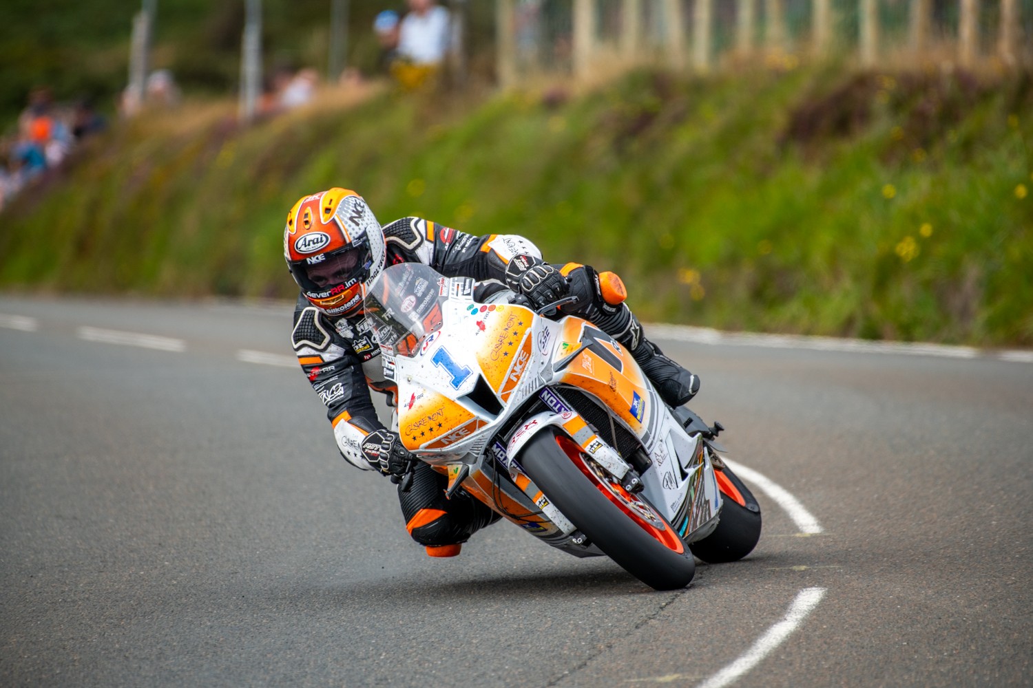 2025 Manx Grand Prix: Williams Captures Supersport Race Laurels – Road ...