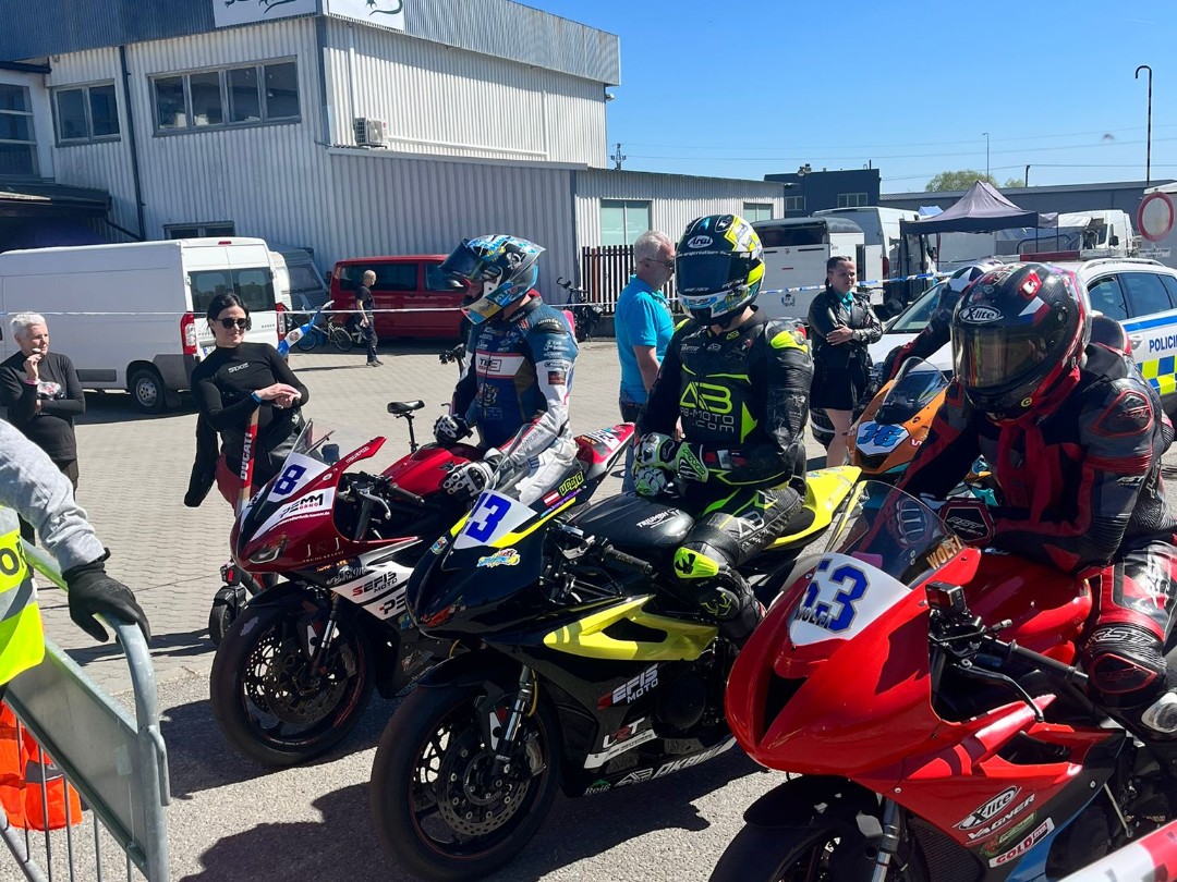 Stare Mesto 2026: Qualifying Results Huddle