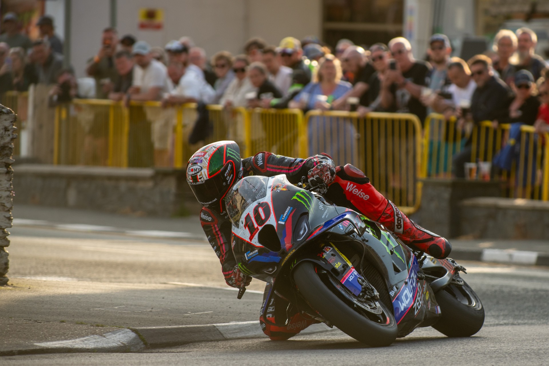 ESR: 14 Times TT Winner Hickman Circuit de Chimay Bound