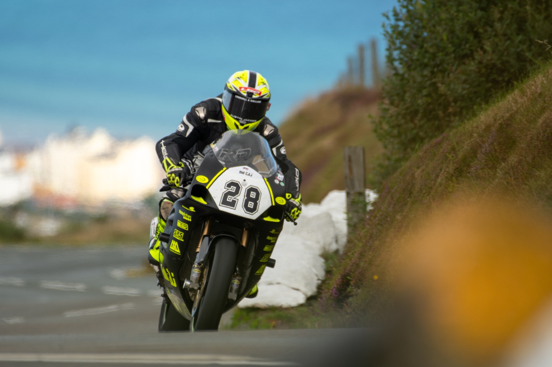 2026 Classic TT: Senior Race Live Updates