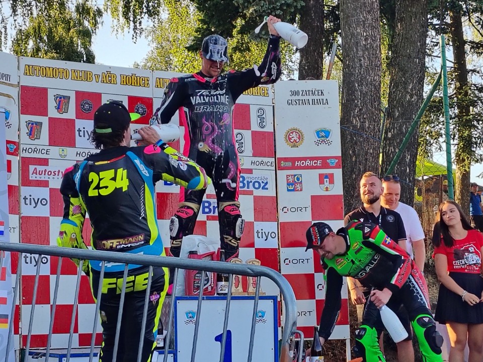 ESR Horice: Jubliant Hoffmann Dashes To SBK Race 1 Triumph